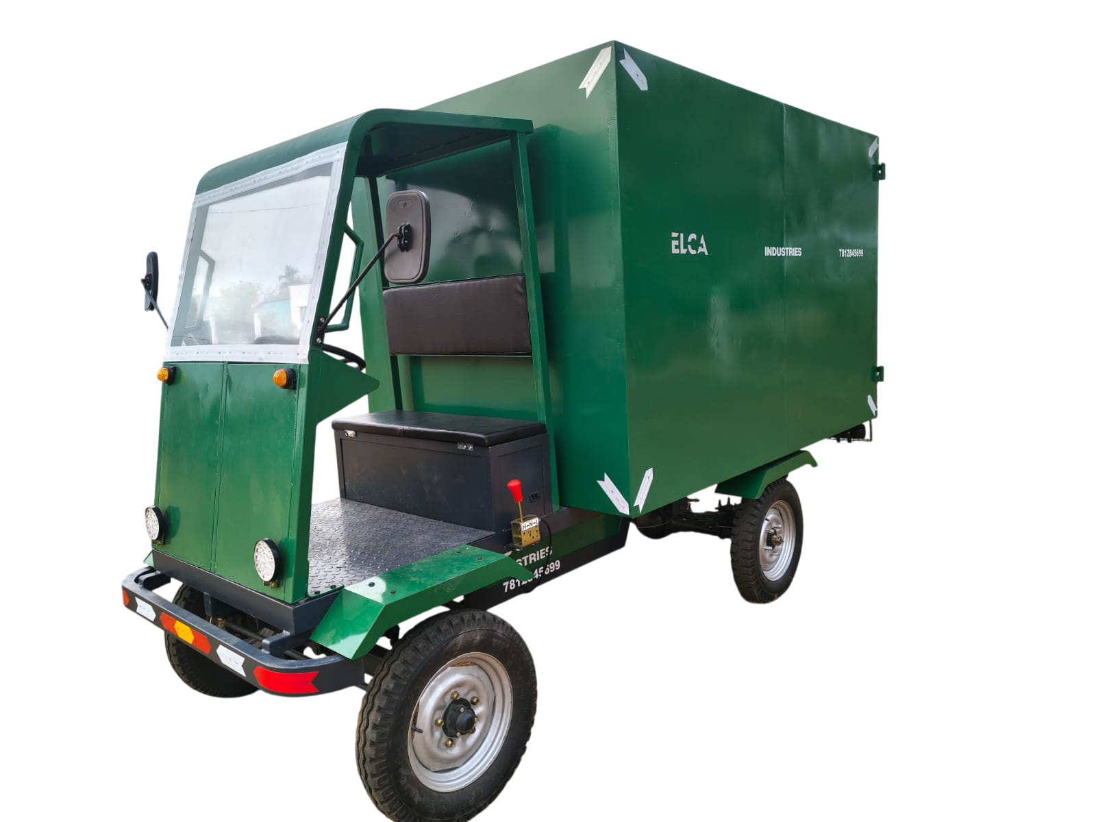 MULTIPURPOSE VEHICLE